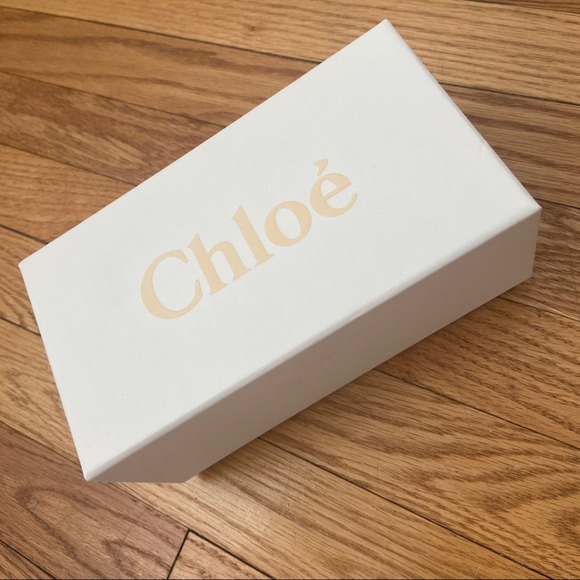 Chic Gold and Brown Sunglasses - Picture 3 of 5